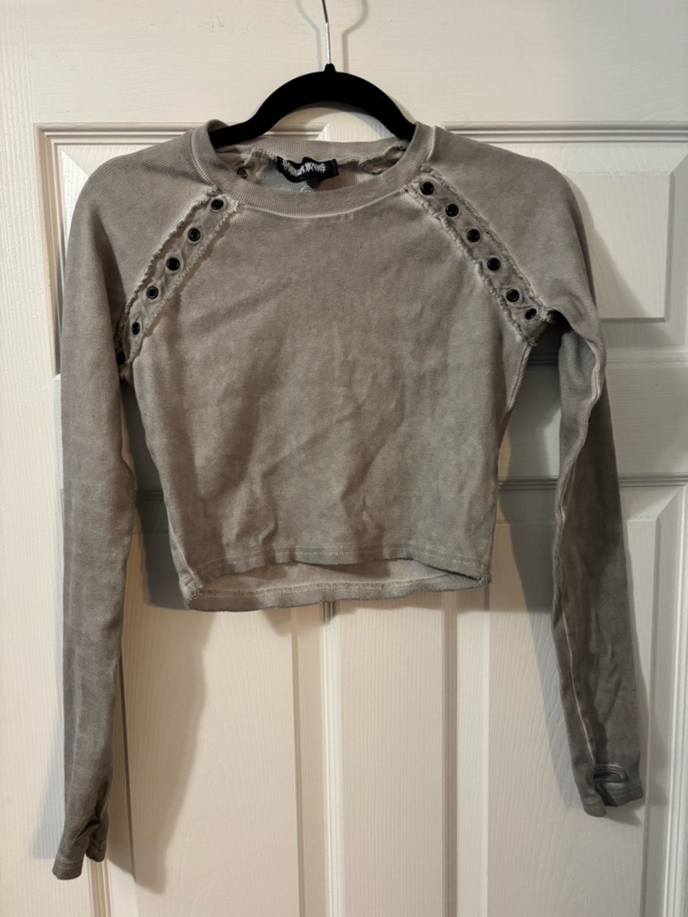 Doll Kill / Darker Wavs Sand Frequency Raglan Top